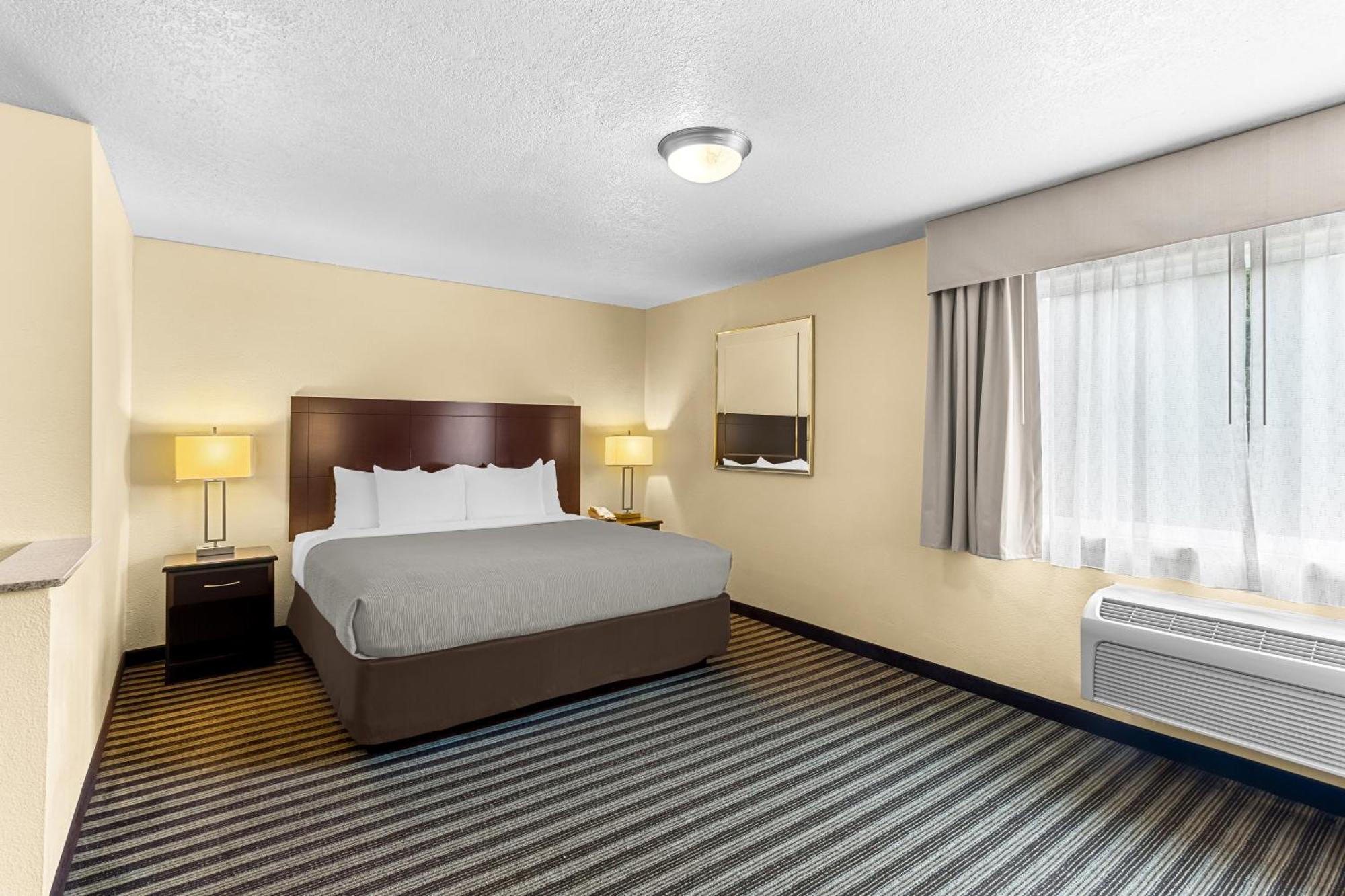 Quality Inn & Suites Vancouver - Hazel Dell מראה חיצוני תמונה