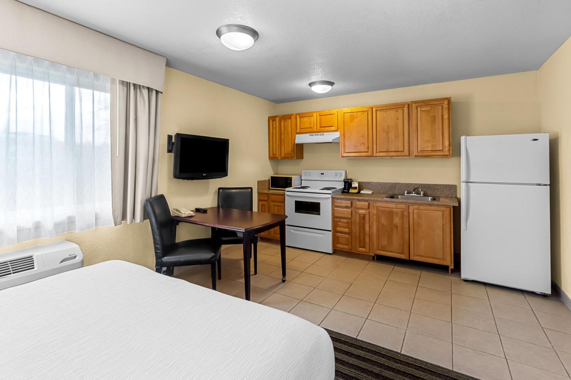 Quality Inn & Suites Vancouver - Hazel Dell מראה חיצוני תמונה