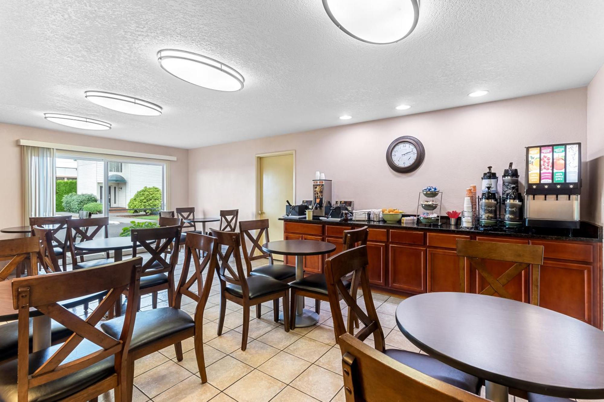 Quality Inn & Suites Vancouver - Hazel Dell מראה חיצוני תמונה