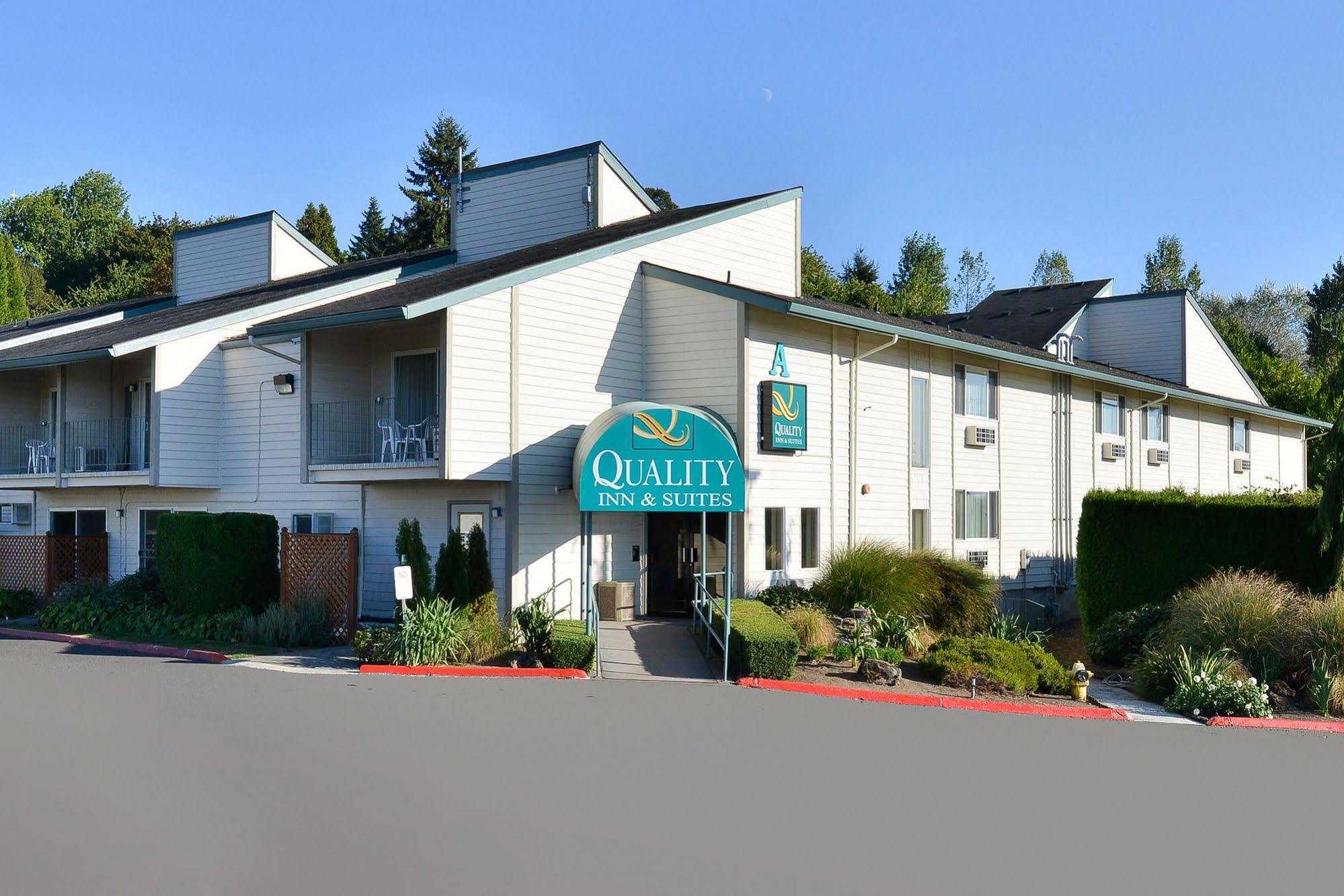 Quality Inn & Suites Vancouver - Hazel Dell מראה חיצוני תמונה