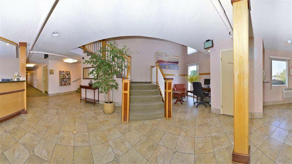Quality Inn & Suites Vancouver - Hazel Dell מראה חיצוני תמונה